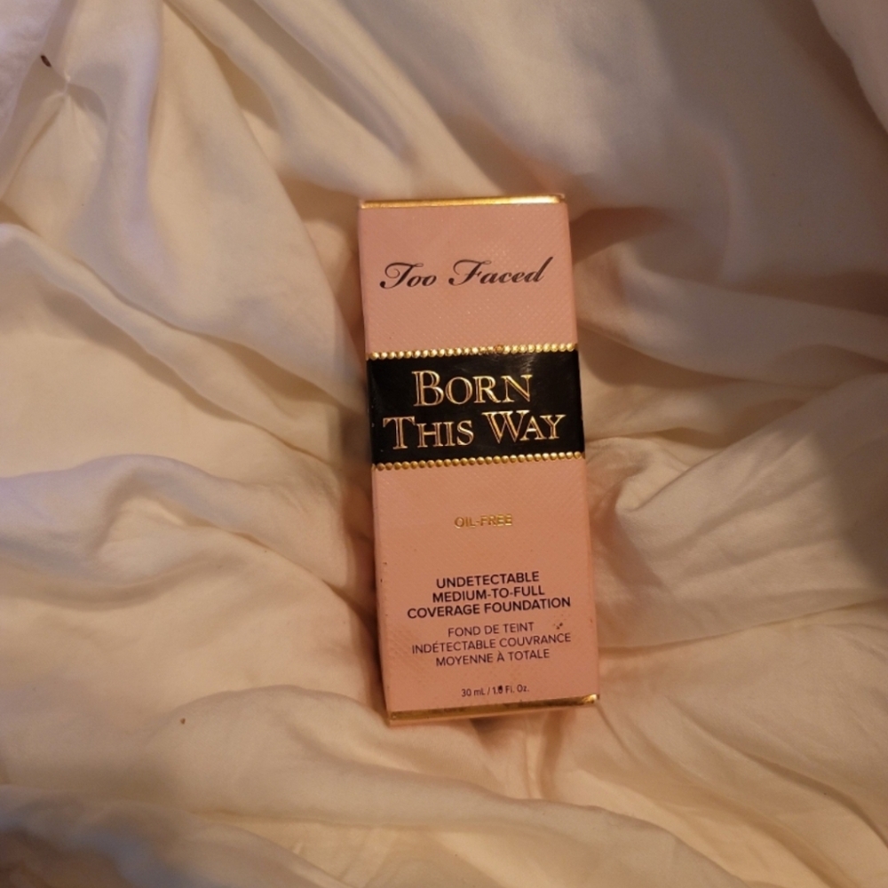 Too Faced Born This Way Foundation
